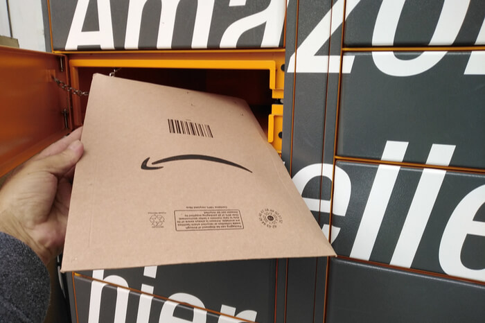 Amazon Locker mit Paket