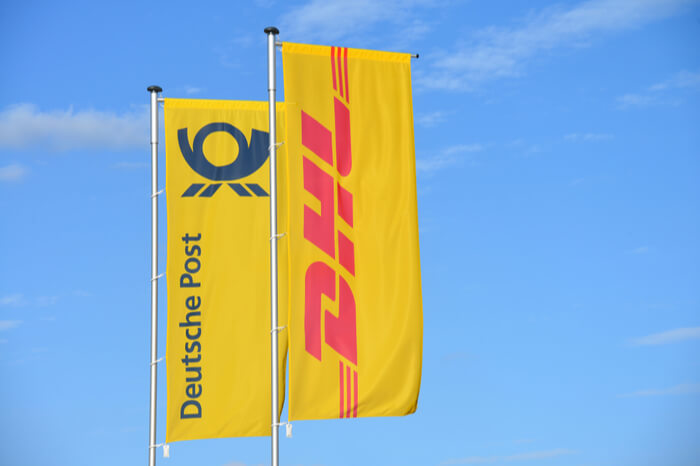 Deutsche Post DHL Flaggen