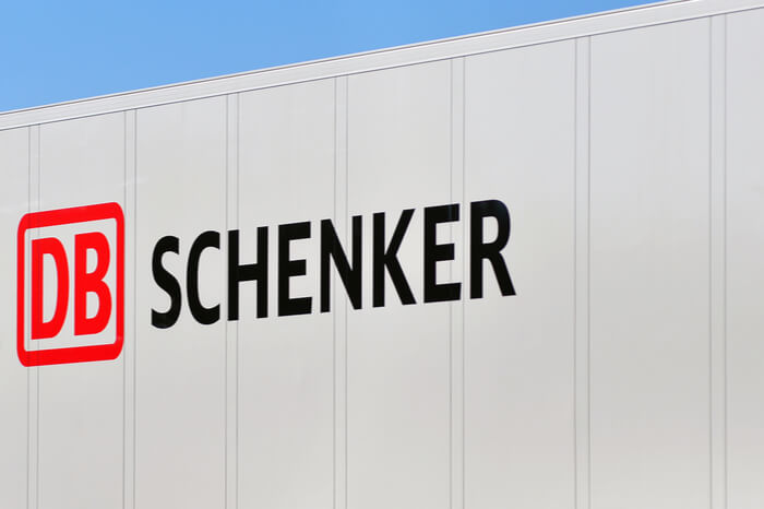 DB Schenker Logo Gebäude