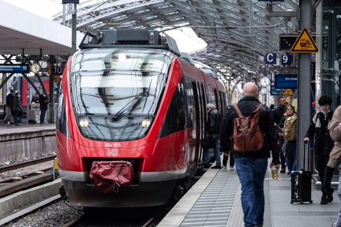 Neue Streiks in Sicht: Zug der Deutsch Bahn