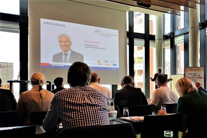 Prof. Dr. Peer Witten, Vorstand der Logistik-Initiative Hamburg, auf der Jahreskonferenz der LIHH
